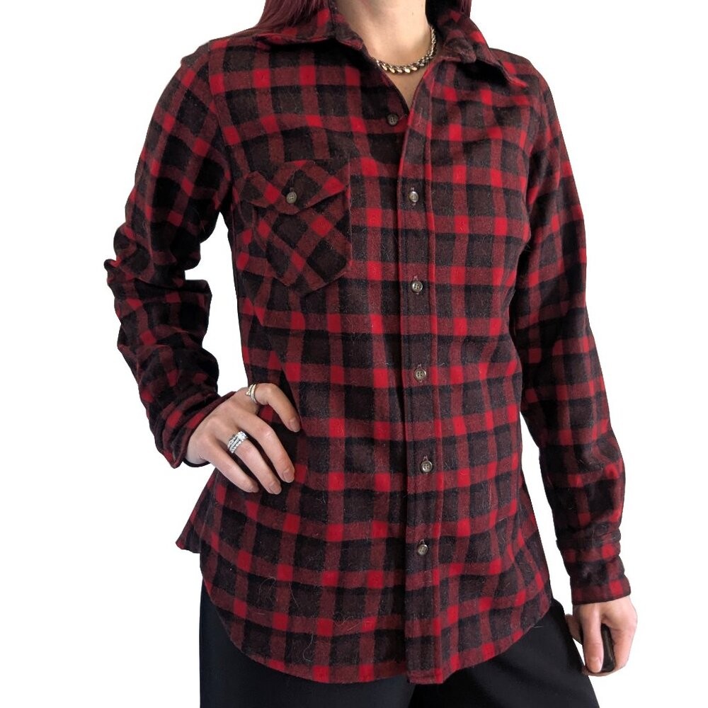 Pendleton Red and Black Flannel Button Up Shirt 1… - image 1